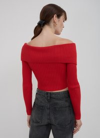 Calliope Maglione - rosso