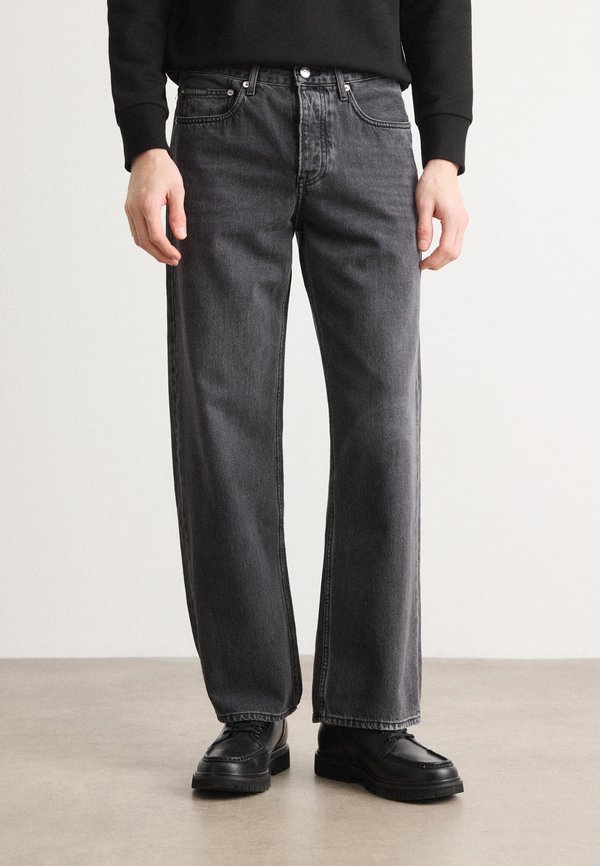 90'S LOOSE - Loose Jeans