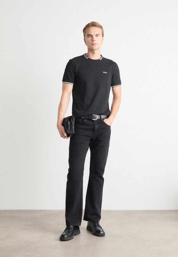 TAUL - Basic T-shirt2