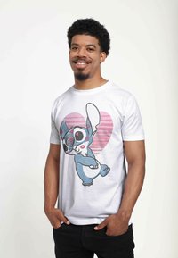 Disney LILO & STITCH KISSY FACED UNISEX - Camiseta estampada - white