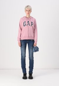 GAP HERITAGE - Majica s kapuljačom - lilas pink