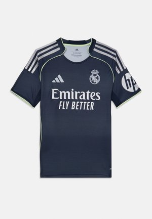 Navy zila sporta krekls ar svītrotu tekstūru, laima zaļiem akcentiem un baltu "Emirates" zīmolu. Iekļauj Adidas logo un īsās piedurknes.