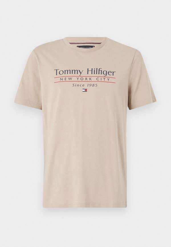 CENTER STACK - Print T-shirt - sandalwood2