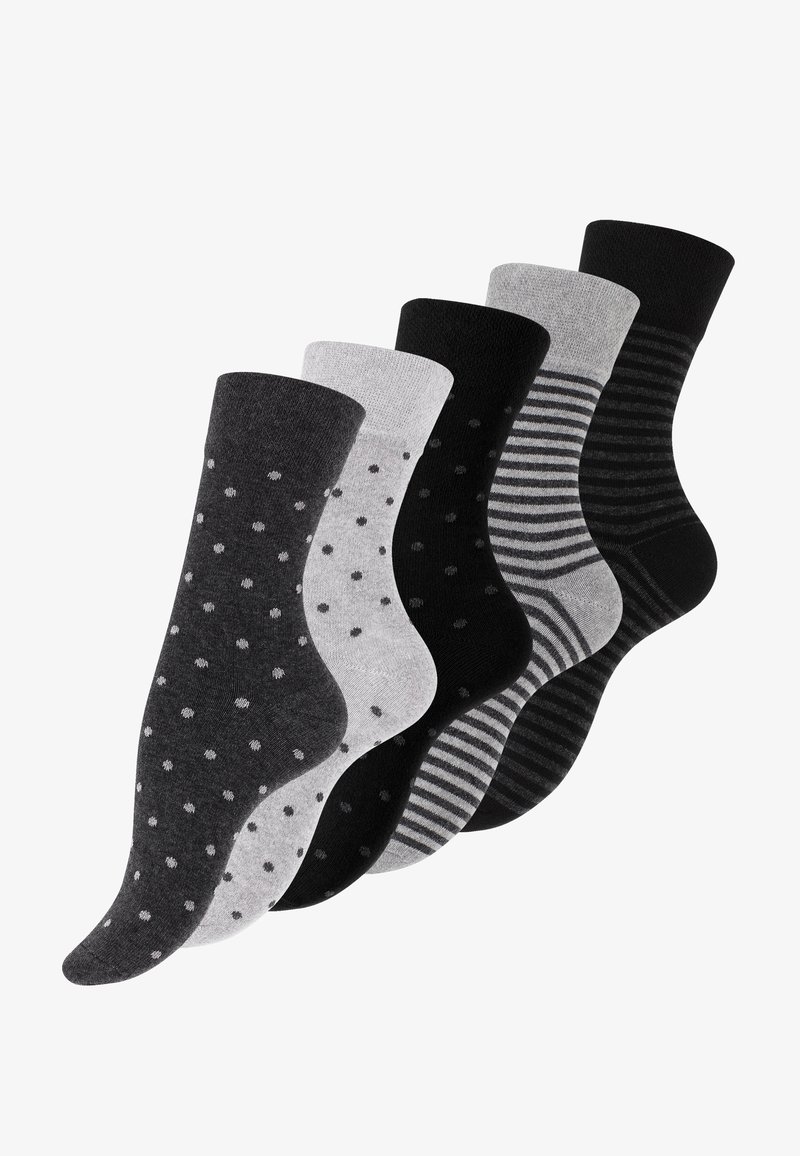 Cinq paires de chaussettes dans des nuances de gris et de noir. Les motifs incluent des pois et des rayures. Fabriquées en tissu doux et texturé avec des bords côtelés.