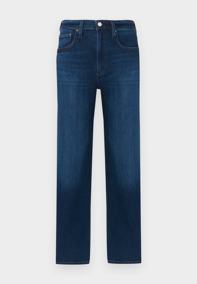 Calças de ganga azul escuro com corte direito, apresentando fecho de correr, cinco bolsos e costuras contrastantes em toda a peça.