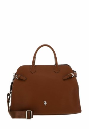 Sac à main en cuir marron avec une surface texturée, deux poignées, une bandoulière amovible, des garnitures en argent et un petit logo sur le devant.