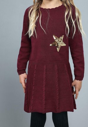 Blue Seven, Robe pull - dark red