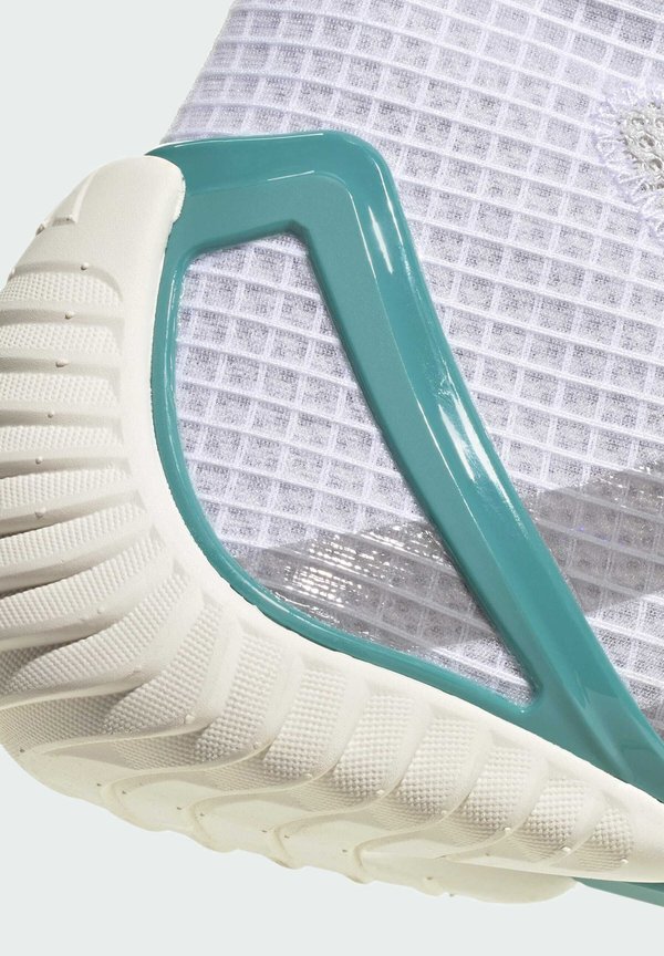 SPEEDEX - Training shoe3