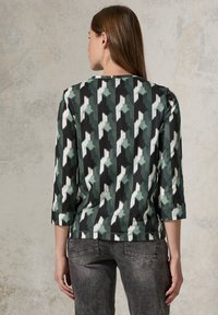 Cecil GRAFISCHEM PRINT - Longsleeve - grün
