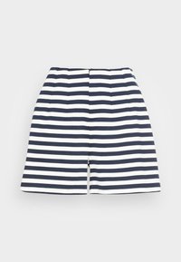 Mörkblåa och vita randiga shorts i bomull, med rakt snitt, veck vid midjan och slät yta utan några extra utsmyckningar.