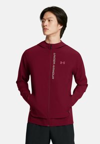 Under Armour OUTRUN THE STORM - Träningsjacka - cardinal