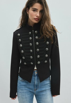 Stradivarius, FITTED BLAZER WITH METAL BUTTONS - Blazer - black