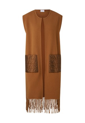 Ærmeløs brun strikket vest med frynsekant, der har to brune quiltede lommer. Blød tekstur og åbent frontdesign.