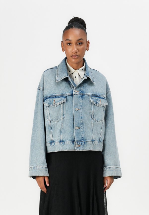 OLI CROPPED TRUCKER - Denim jacket
