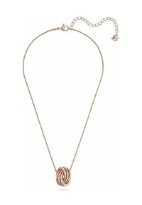 Collier chaîne en or rose avec trois anneaux entrelacés ornés de petits pierres précieuses claires et une chaîne à fermoir ajustable.