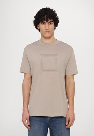 Armani Exchange Print T-shirt - string