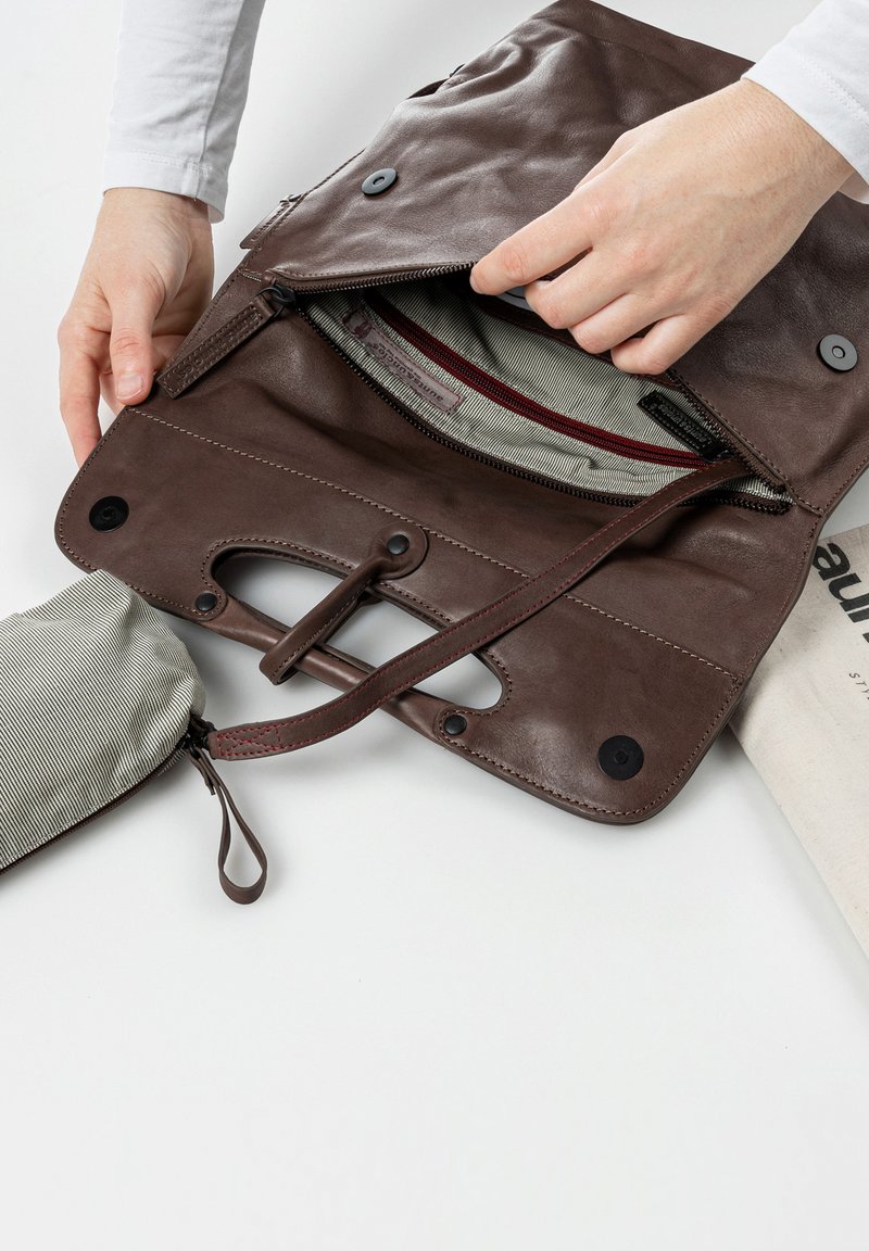 Aunts & Uncles MRS MINCE PIE - Tagesrucksack - oak