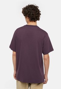 Dickies ICON LOGO TEE - Triko s potiskem - plum perfect