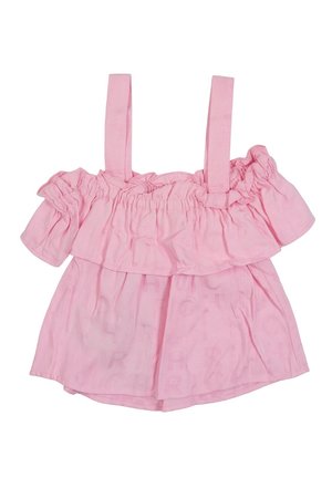 Vestitino rosa senza maniche per bambina con scollo a spalle scoperte arricciato e gonna a più strati, realizzato in tessuto morbido con scritte in rilievo sottili.