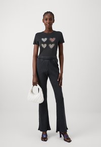 ONLY ONLKITA LIFE - T-shirts med print - black