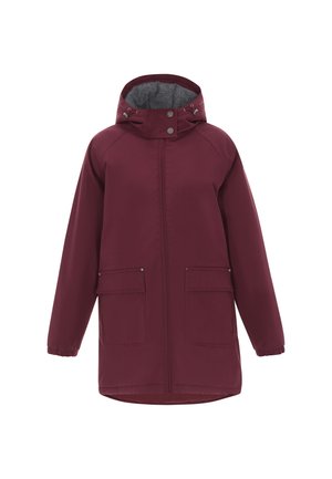 Chaqueta impermeable color burdeos con capucha forrada de felpa gris, cremallera frontal y dos grandes bolsillos de parche; incluye detalles de botones a presión.