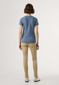Pepe Jeans NEW VIRGINIA SS  - Triko s potiskem - drill blue