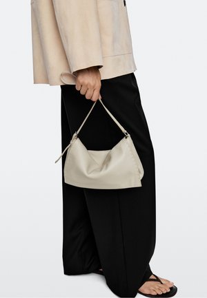 Massimo Dutti, NAPPA LEATHER CROSSBODY BAG WITH STITCHING DETAIL - Cross body bag - white