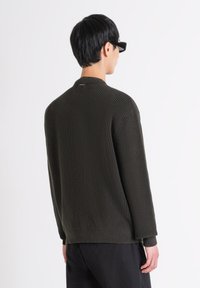 Antony Morato Vesta - dark army
