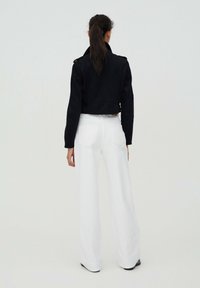 PULL&BEAR Kurtka ze skóry ekologicznej