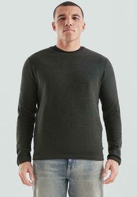 QS - Sweter