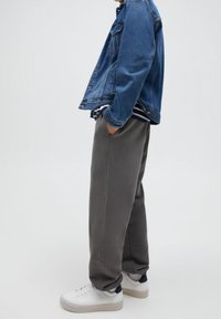 PULL&BEAR Džínová bunda - blue