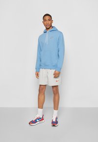 Nike Sportswear REVIVAL HOODIE - Sweatshirt com capuz - dutch blue