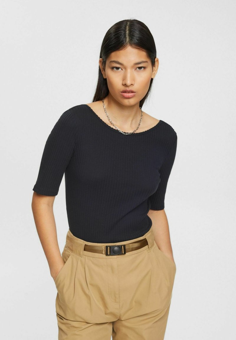 Gazelle Esprit Belt Dames Light Olive Mat 46-59 2025 - Lukassen Tweewielers - Dé fietsspecialist