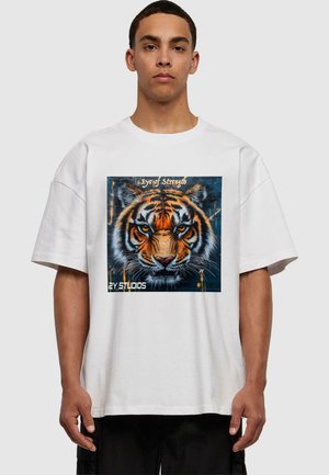 TIGER GRAFFITI EYE OF STRENGHT - Print T-shirt - white