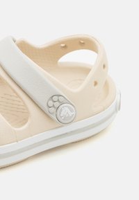 Crocs CROCBAND CRUISER UNISEX - Badesandaler - stucco/atmosphere