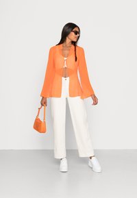 Weekday WILLOW BLOUSE - Blusa - orange bright