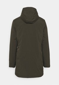 Mörkgrön vinterjacka med huva, långa ärmar, knäppte manschetter och vertikal söm ner längs mitt bak.