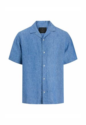 Sinine lühikeste varrukatega linane särk, valgete nööpidega ja camp-kaelusega, valgel taustal esitatud.