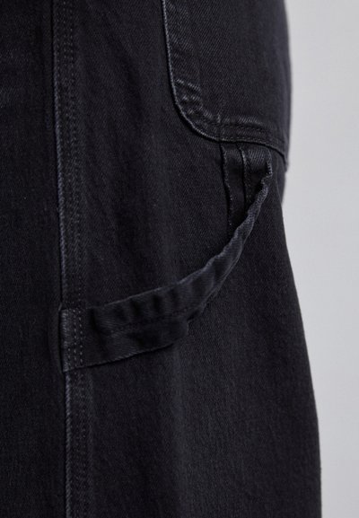 RE/DONE PAINTER JEAN - Traperice opuštenog kroja - crafted black