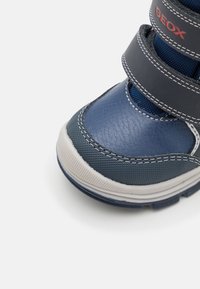 Geox FLANFIL BOY ABX - Botas para la nieve - navy/blue