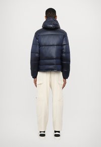 EA7 Emporio Armani GIUBBOTTO - Casaco de inverno - blue