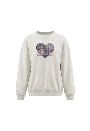 Lysegrå langærmet sweatshirt med et ternet hjerteformet patch og dekorativ tekst i hvid og lyserød på brystet.