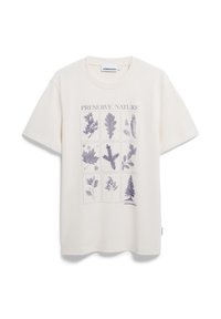 Korte mouwen crèmekleurig t-shirt met een botanische illustratie in paars, met de tekst "BESCHERM DE NATUUR" en een rasterlay-out.