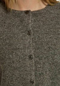 PEPPERCORN Gilet - m walnut melange