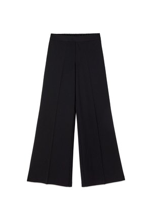 Sorte bukser med vide ben og høj talje med diskrete folder foran, lagt fladt på en hvid baggrund.