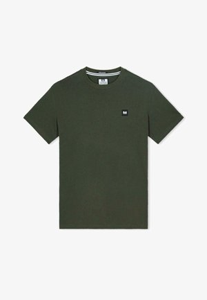 Ciemnozielona koszulka z krótkim rękawem, z okrągłym dekoltem i małą kwadratową naszywką z logo na lewej piersi.