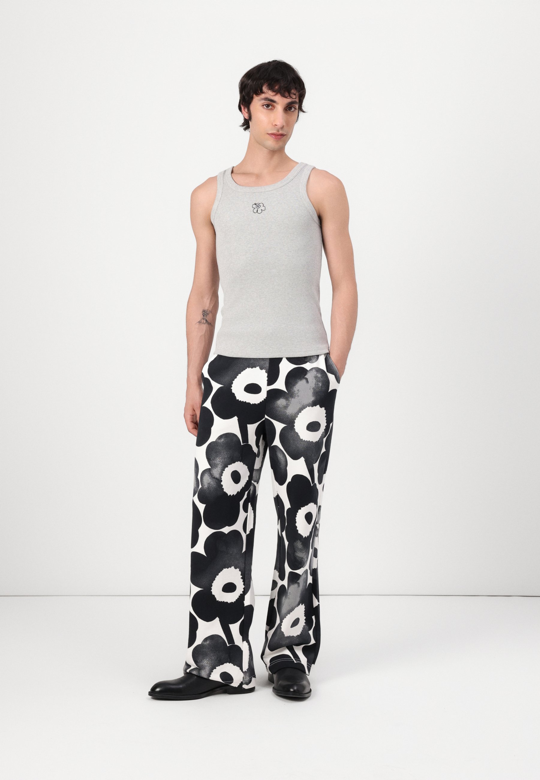 Marimekko VARRET AKVARELLI UNIKKO UNISEX - Tracksuit bottoms Marimekko VARRET AKVARELLI UNIKKO UNISEX - Tracksuit bottoms