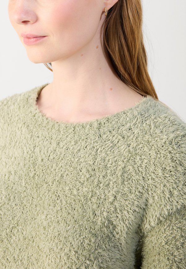 SHORTSLEEVE ROUND NECK - Basic T-shirt - smooth sage2