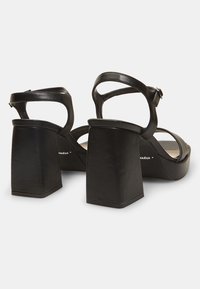 Bata Sandali con tacco - schwarz