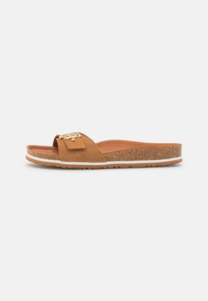 Platt slip-in - cognac